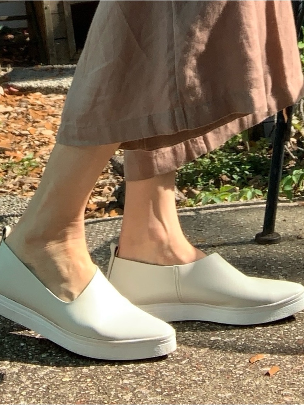 Women’s Chic Designer Slip-On Platform shoes in Cream